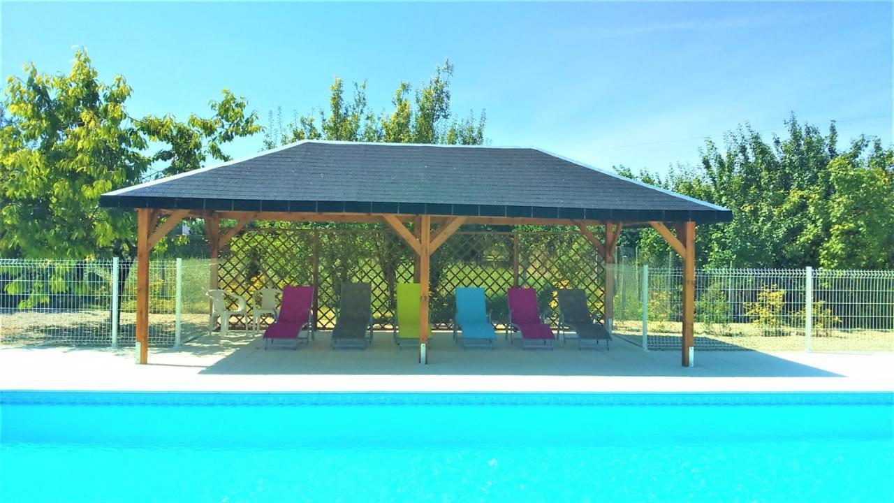 Les Gites Du Vigneron Et Cd'H Saint-Seurin-de-Palenne Exterior photo